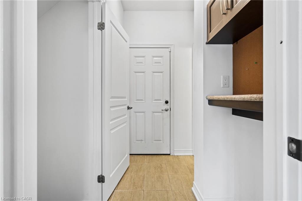 Unit Lower - 6087 Eaglewood Drive, Niagara Falls 2