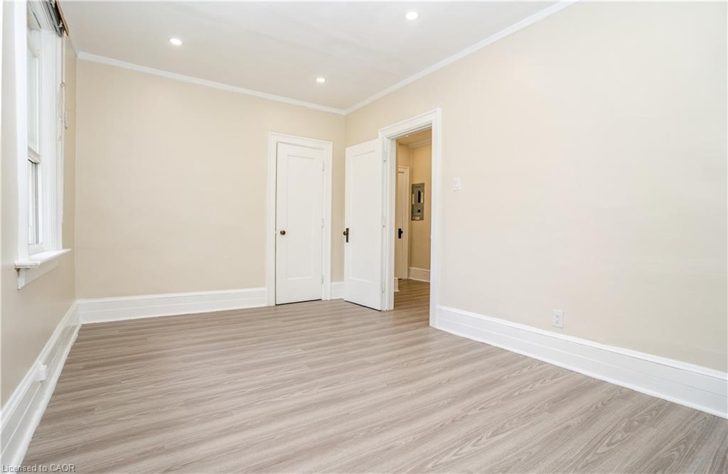 Unit 2 - 12 Wellington Street N, Kitchener 4