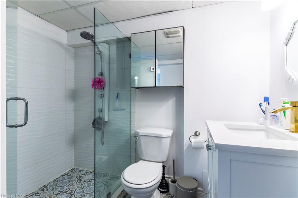 Unit Basement - 252 Thorner Drive, Hamilton 4