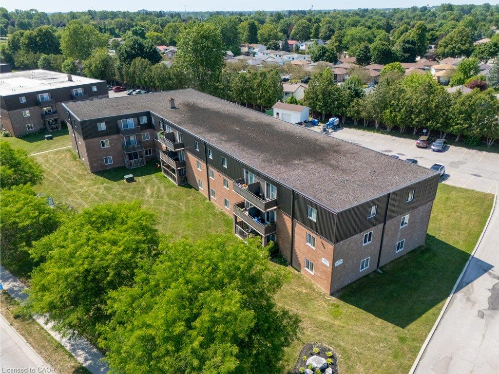 Unit 205 - 390 Admiral Drive, London 4