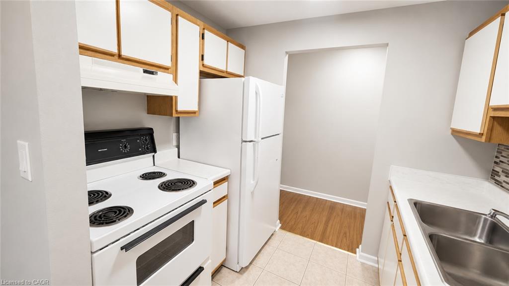 Unit 1 - 15 Empire Street, Welland 2