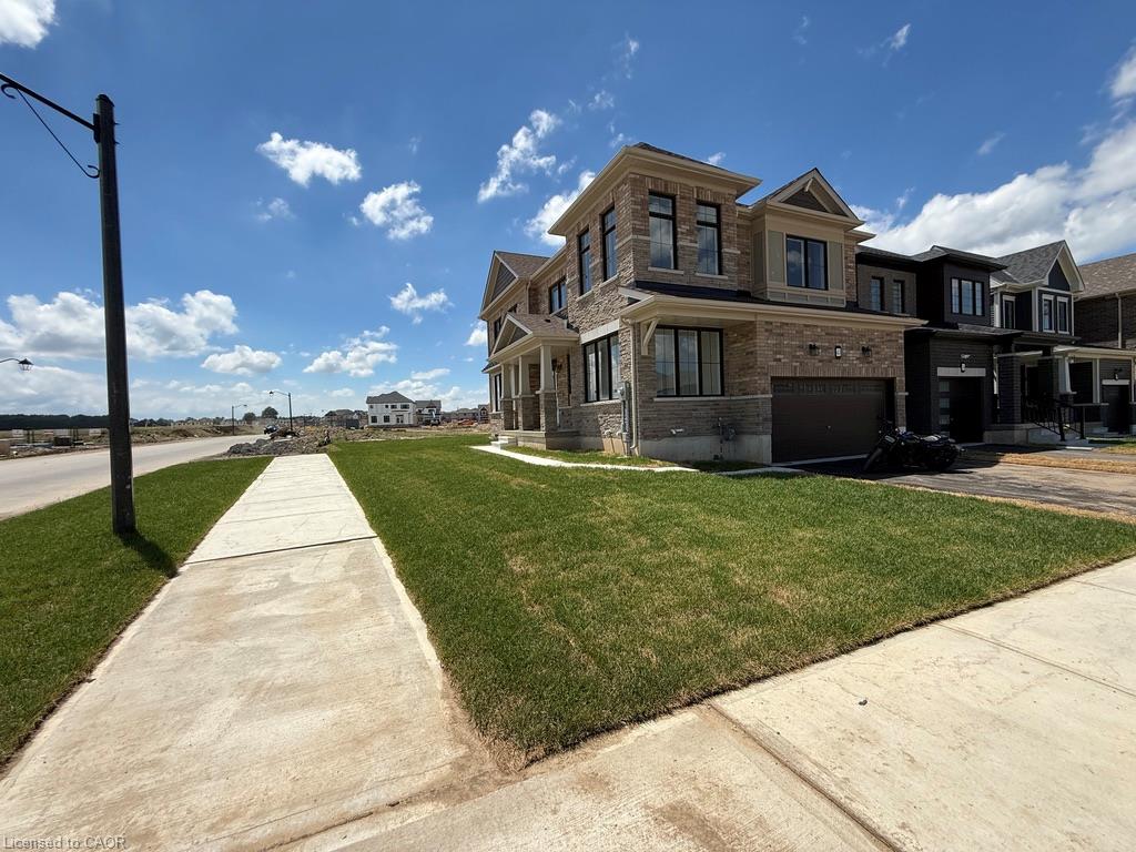 40 Turnbull Drive, Brantford 2