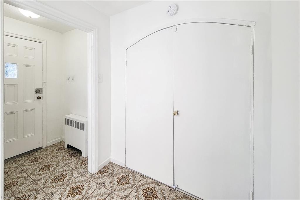 243 8 Highway, Stoney Creek 4