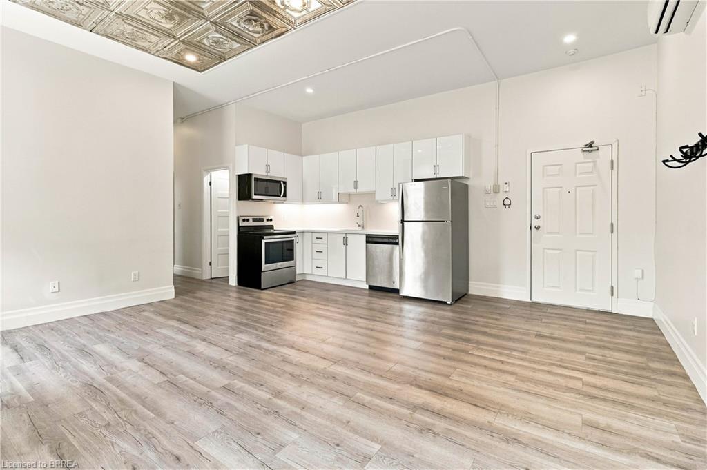 Unit 217 - 140 Dalhousie Street, Brantford 3