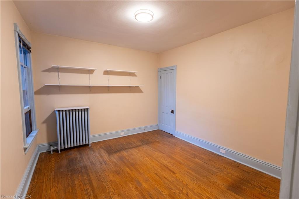 Unit Upper - 105 Erie Avenue, Hamilton 5