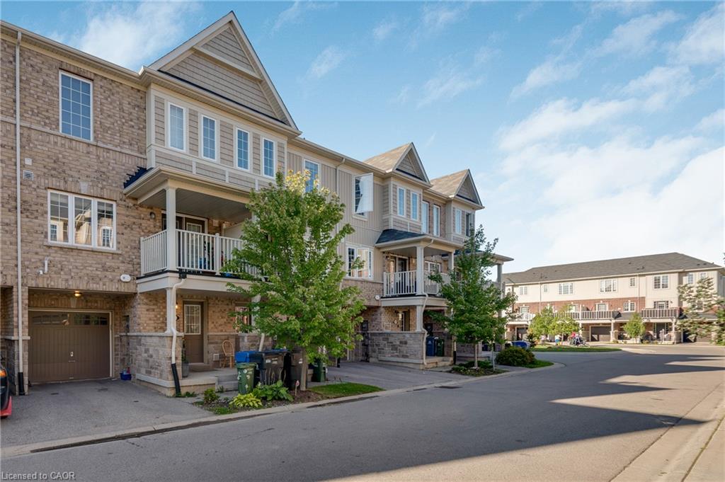 Unit 80 - 88 Decorso Drive, Guelph 4