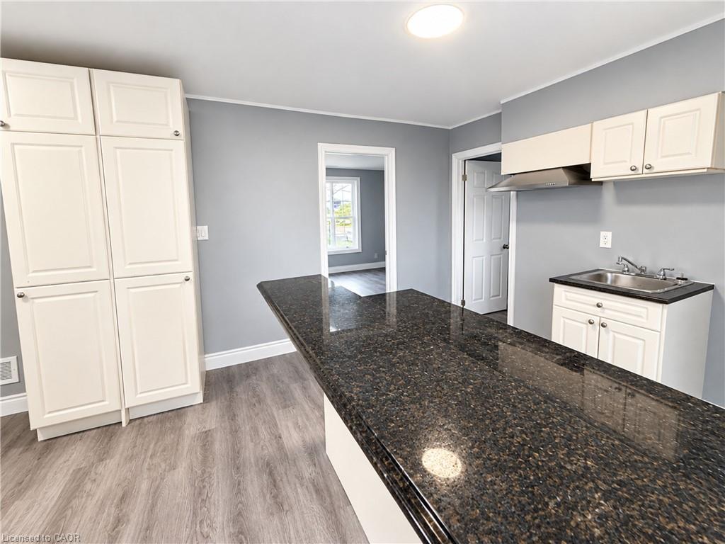 Unit Unit B - 491 Main Street, Cambridge 1