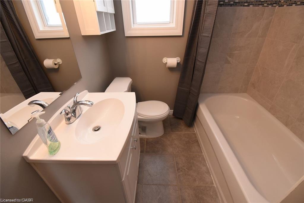 Unit 1 - 342 Rosedale Avenue, Hamilton 4