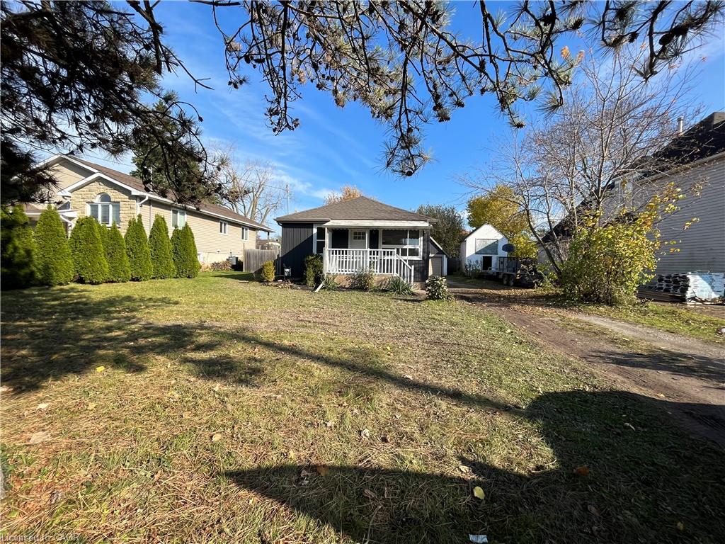 6316 Montrose Road, Niagara Falls 2