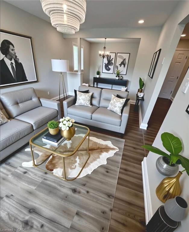 Unit Upper - 535 Appledale Crescent, Waterloo 3