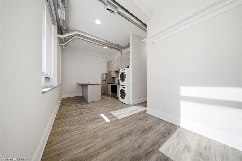 Unit 201 - 11 Queen Street, Brantford 3