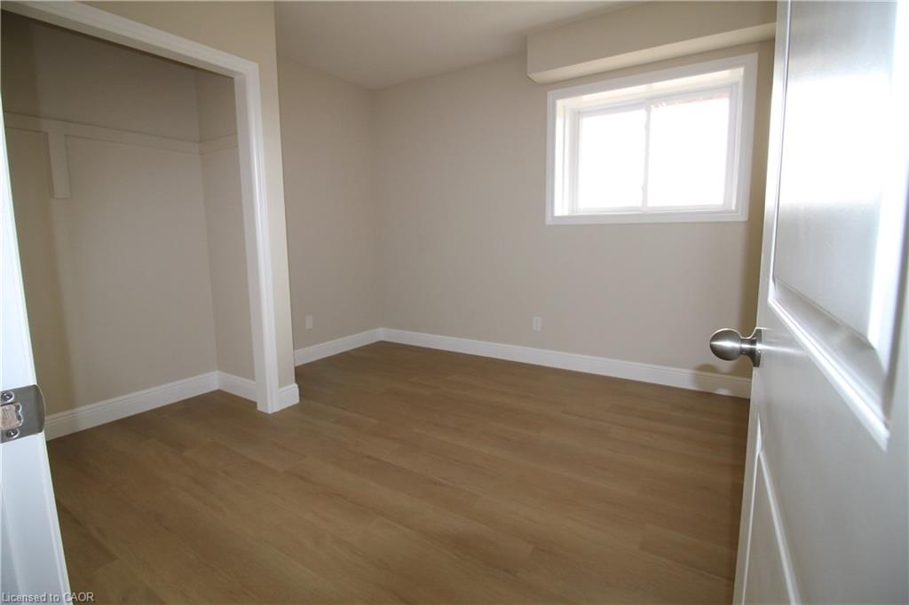 Unit 2 - 1395 Bleams Road, Kitchener 4
