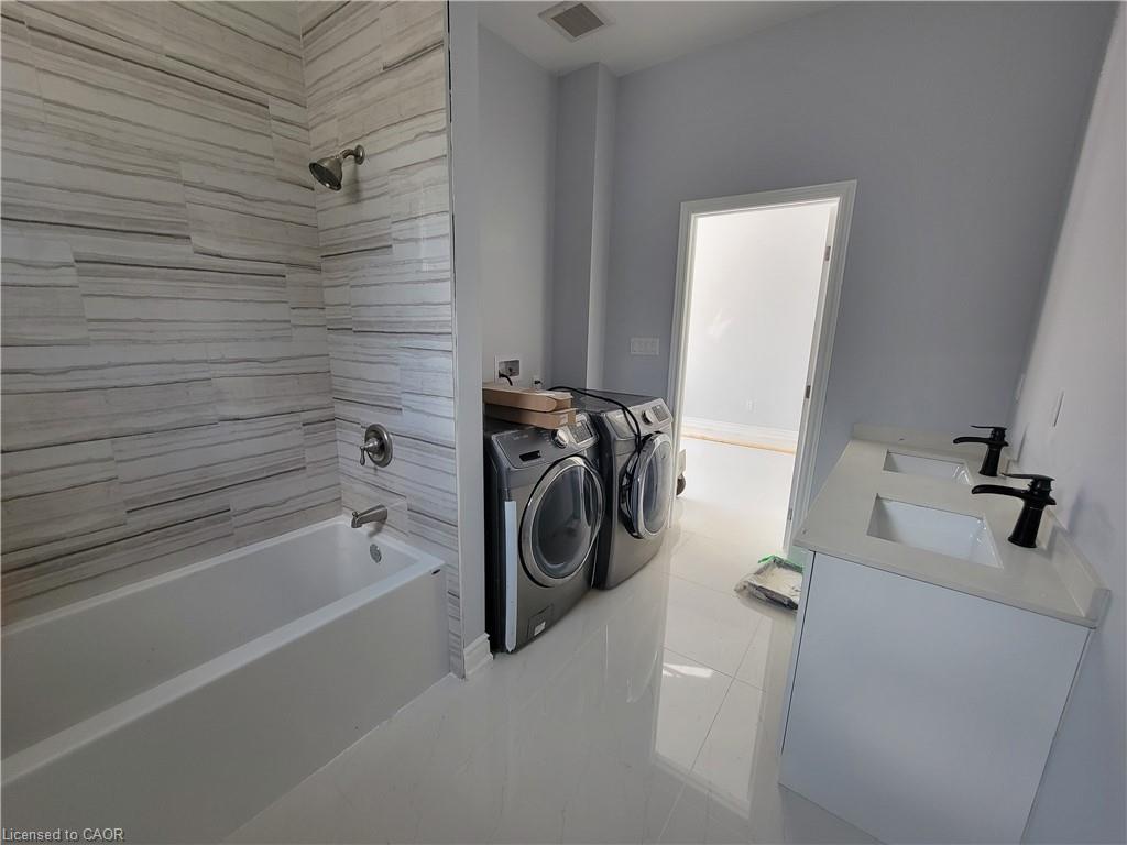 Unit 2 - 103 Peel Street, Brantford 4