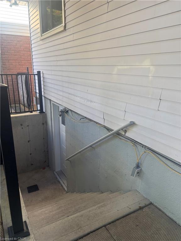 Unit Basement - 23 Megna Court, Hamilton 2