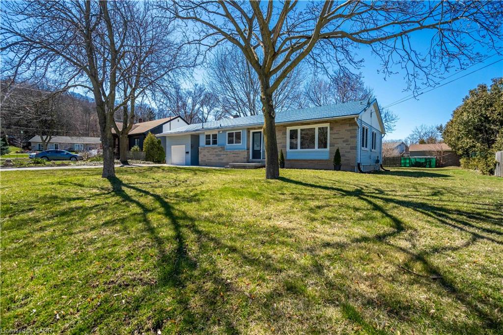 Unit A - 1 Hill Place, Stoney Creek 3
