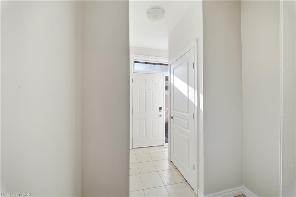 2 Whitehaven Lane, Kitchener 2