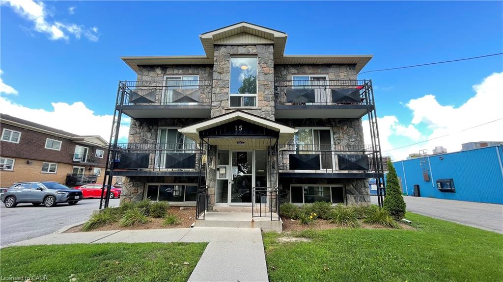 Unit 2 - 15 Empire Street, Welland 1