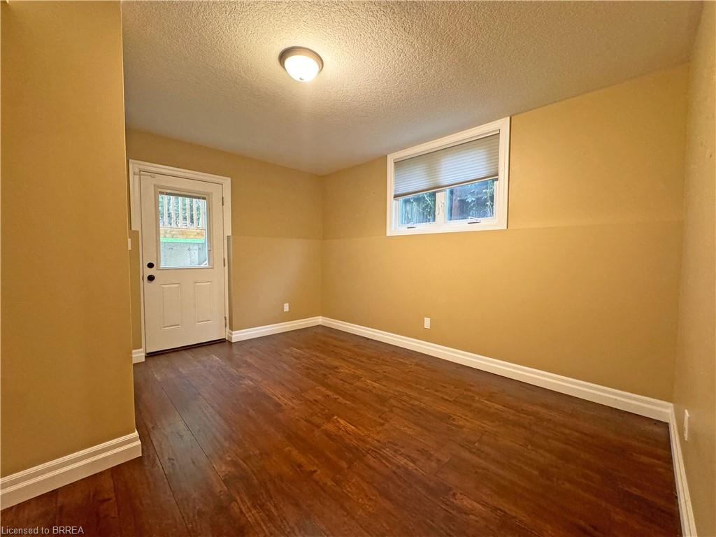 Unit Lower - 345 Marlborough Street, Brantford 3