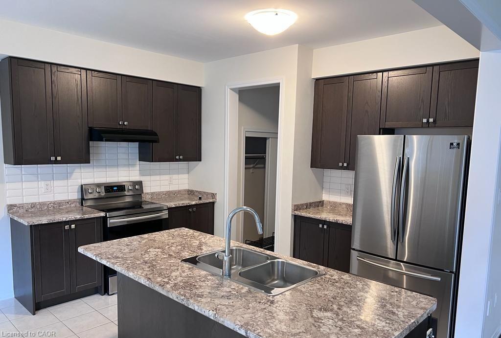 8702 Chickory Trail, Niagara Falls 3