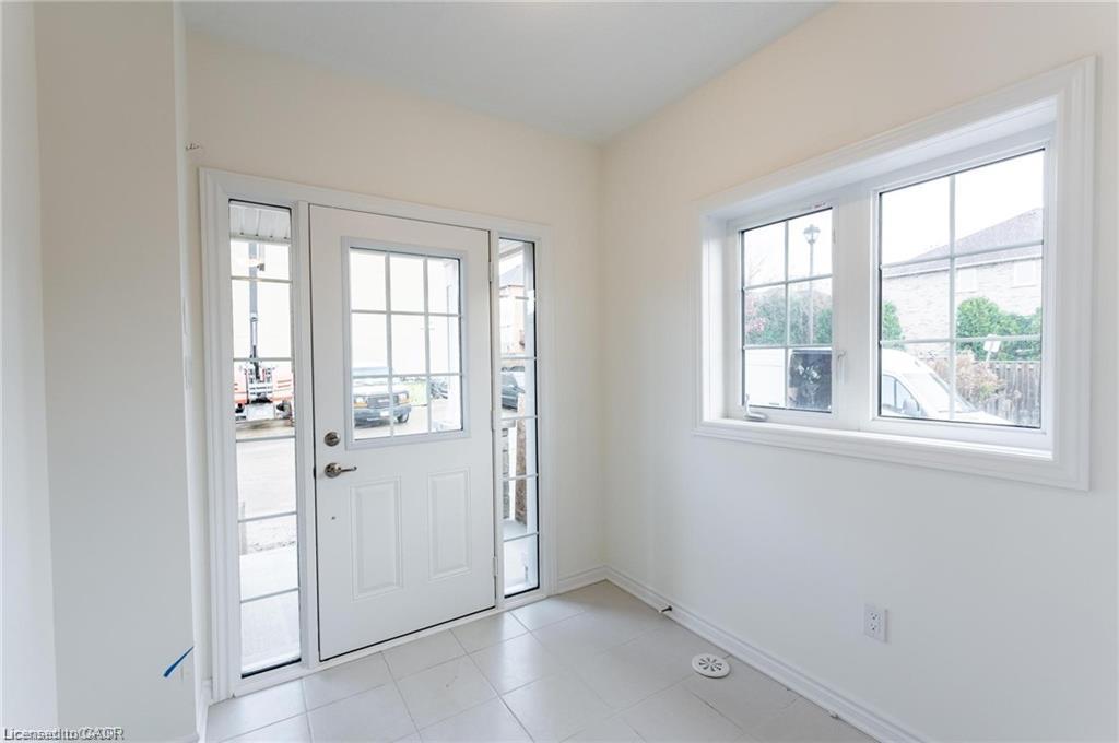 Unit 46 - 305 Garner Road W, Ancaster 2
