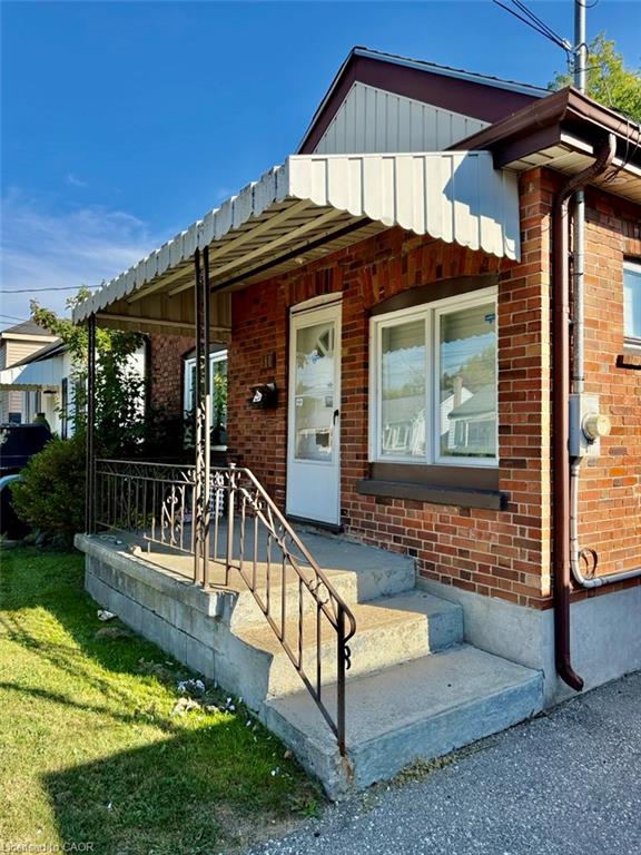 311 Marlborough Street, Brantford 3