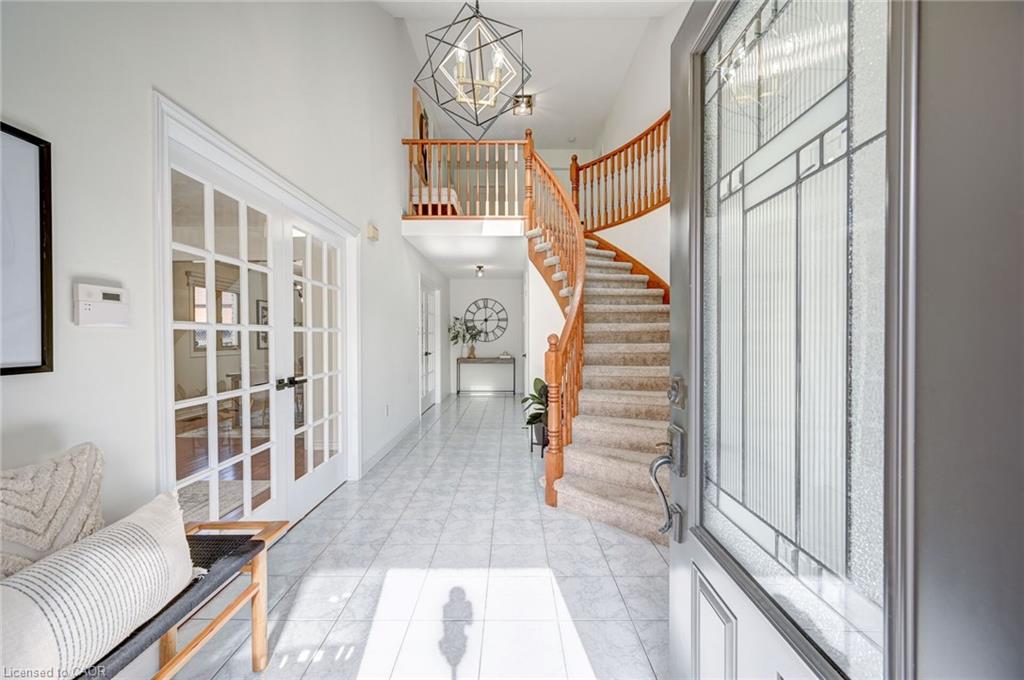 29 Napoleon Drive, Stoney Creek 2