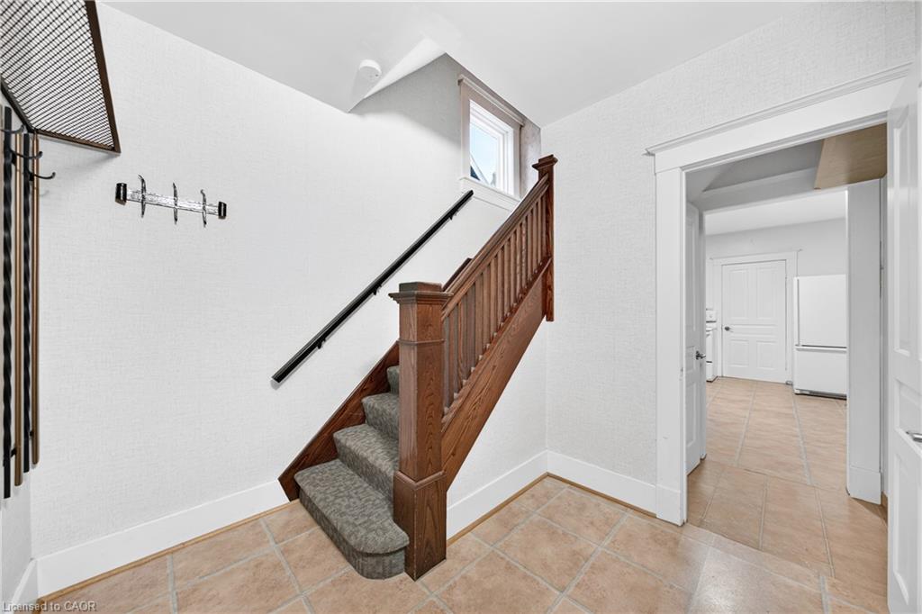 63 Mt Hope Street, Kitchener 4