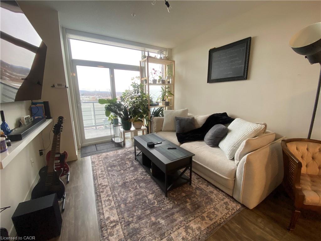 Unit 901 - 2081 Fairview Street, Burlington 4