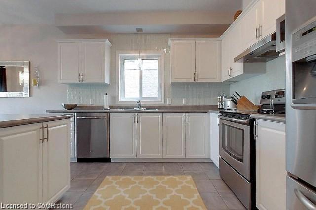 215 Maple Bush Drive, Cambridge 5