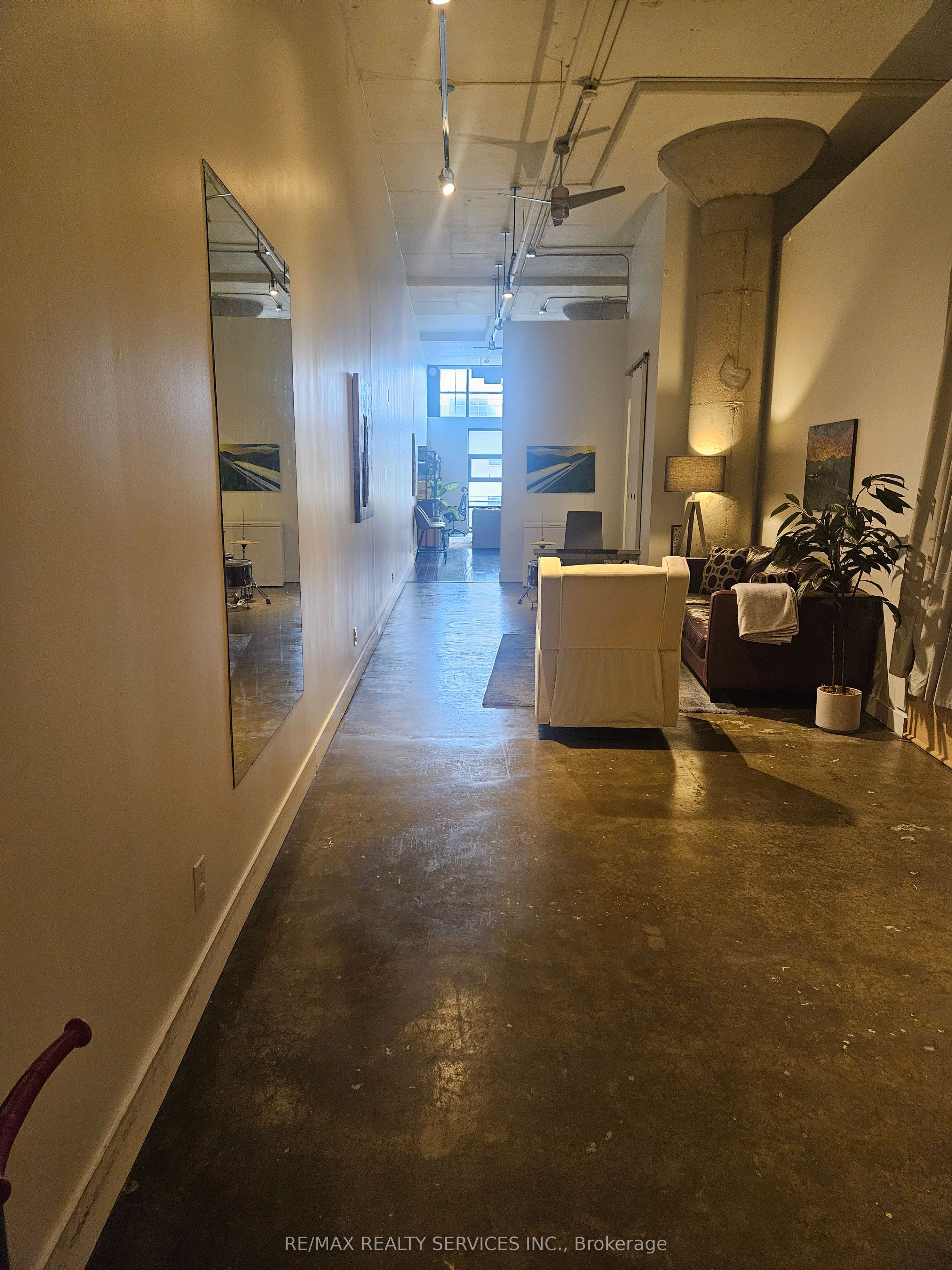 Unit 406 - 90 Sumach Street, Toronto 3