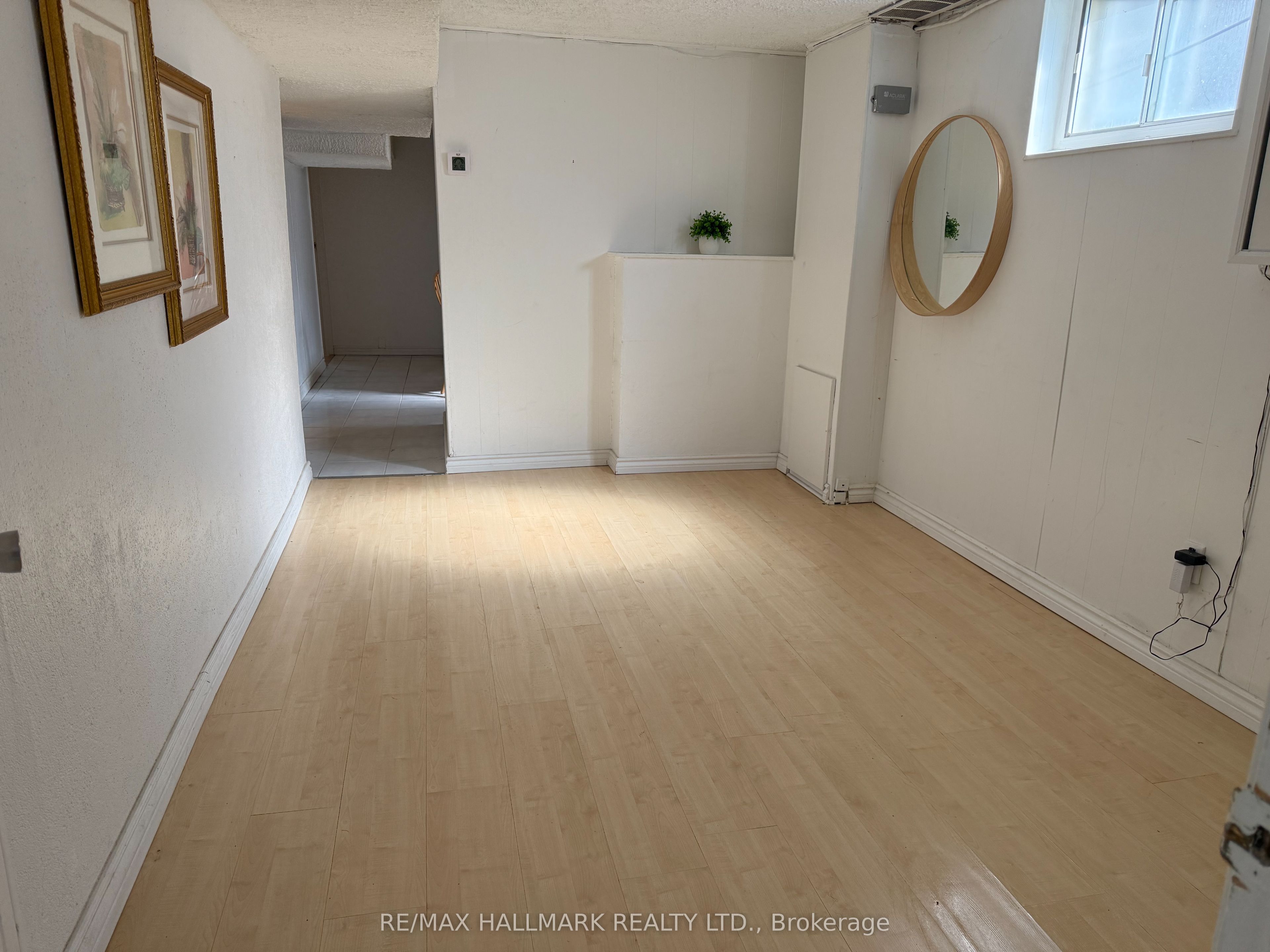 Unit Lower Level - 83 Sexton Crescent, North York 2