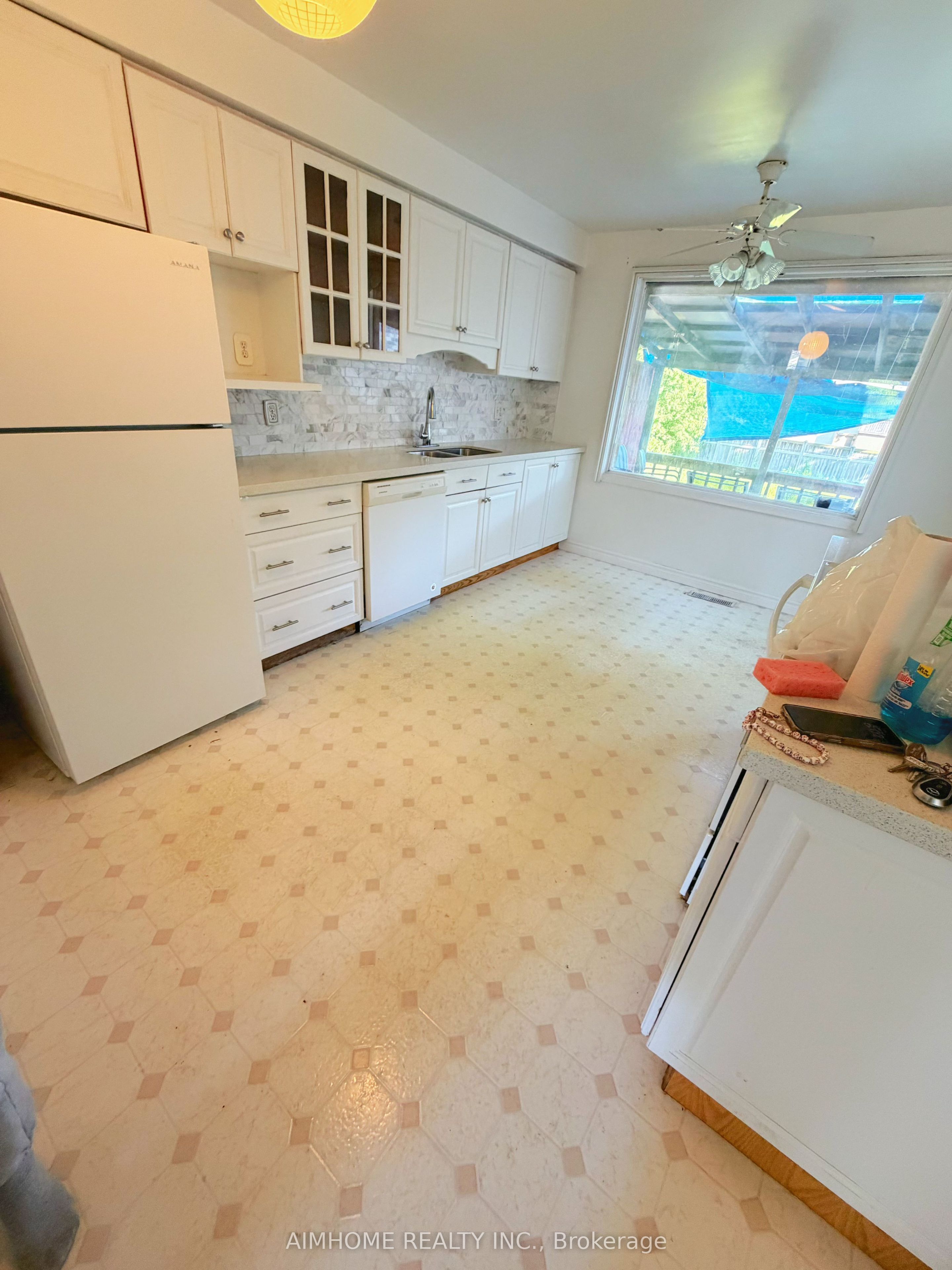 481 Hounslow Avenue, North York 4