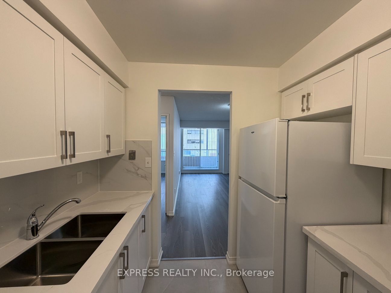 Unit 309 - 18 Hillcrest Avenue, North York 2