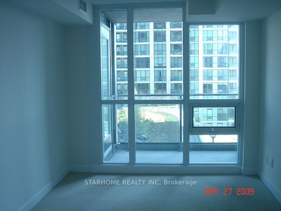 Unit 706 - 18 Harbour Street, Toronto 2