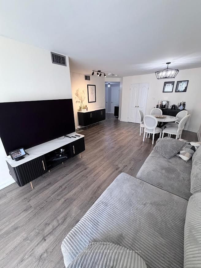 Unit 2003 - 55 Centre Avenue, Toronto 3
