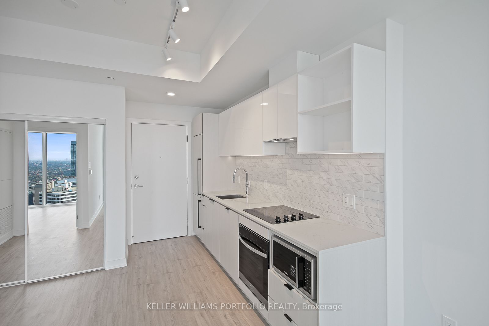 Unit PH16 - 252 Church Street, Toronto 5