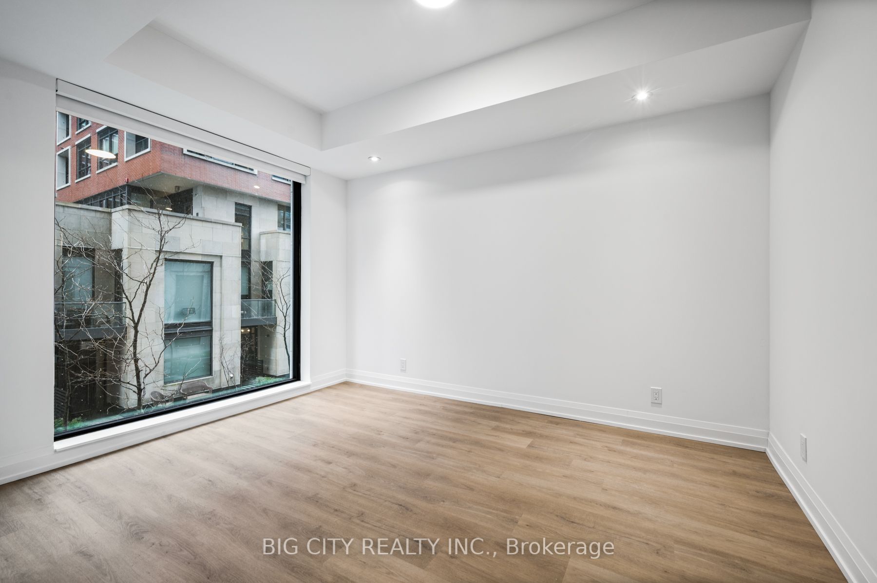 Unit M04 - 36 Brentcliffe Road, Toronto 4