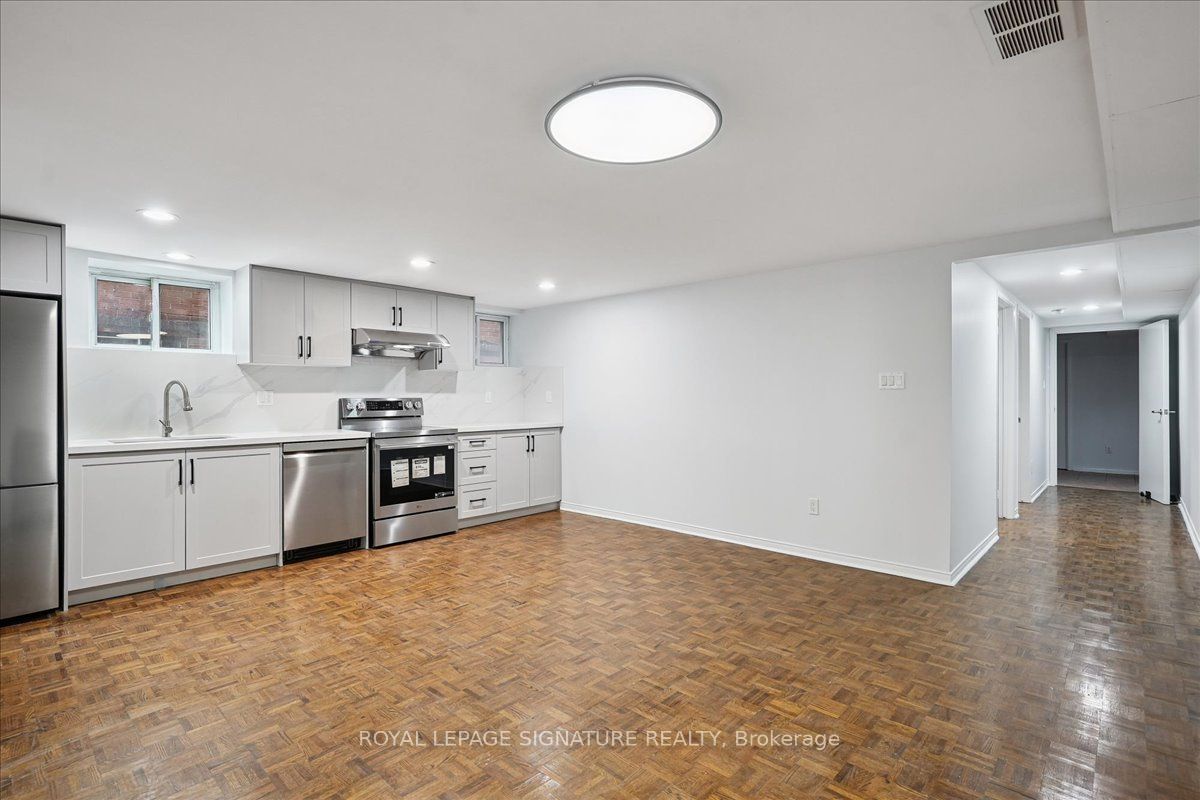 Unit Lower - 12 Castle View Avenue, Toronto 4
