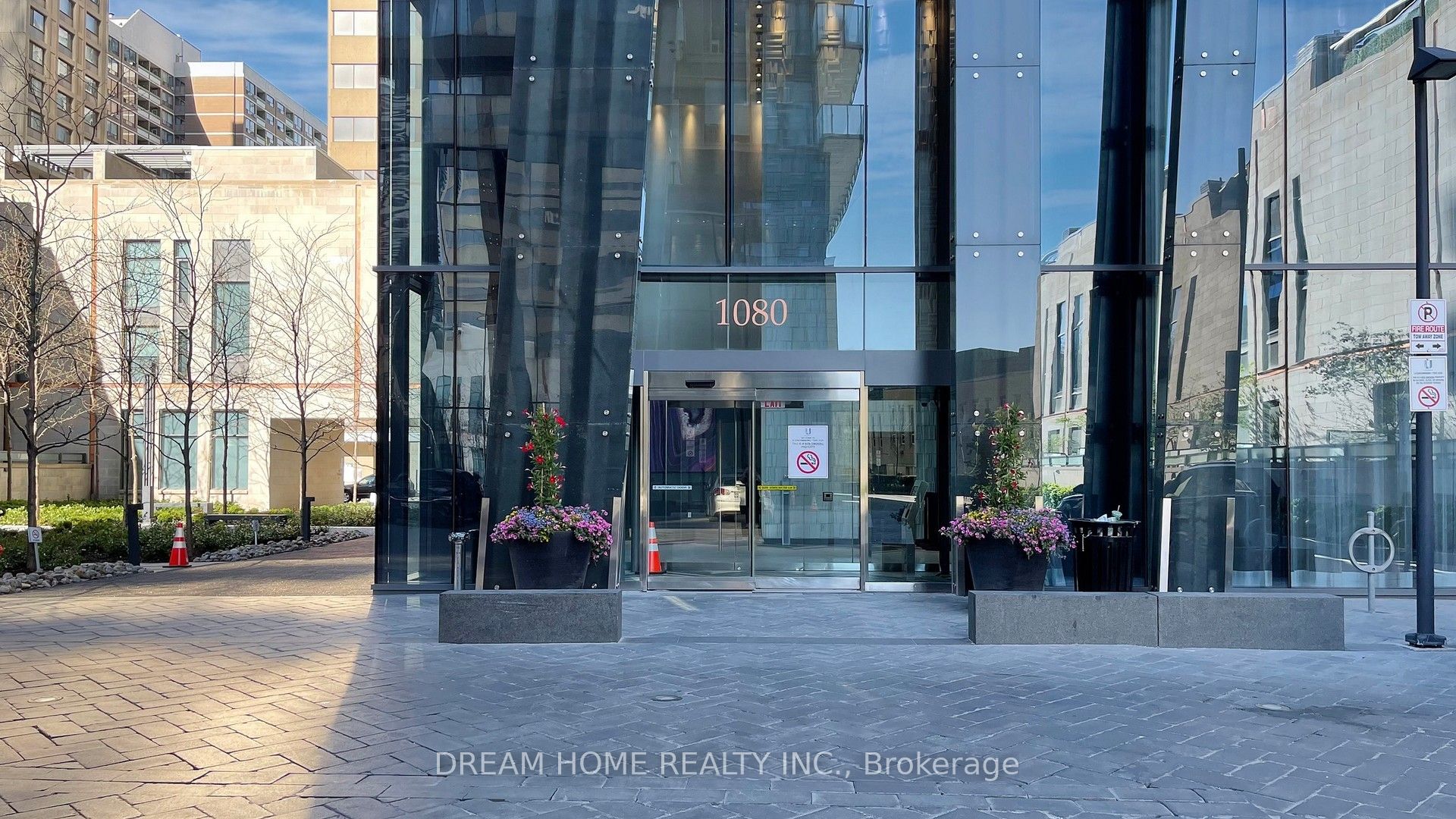 Unit 709 - 1080 Bay Street, Toronto 2