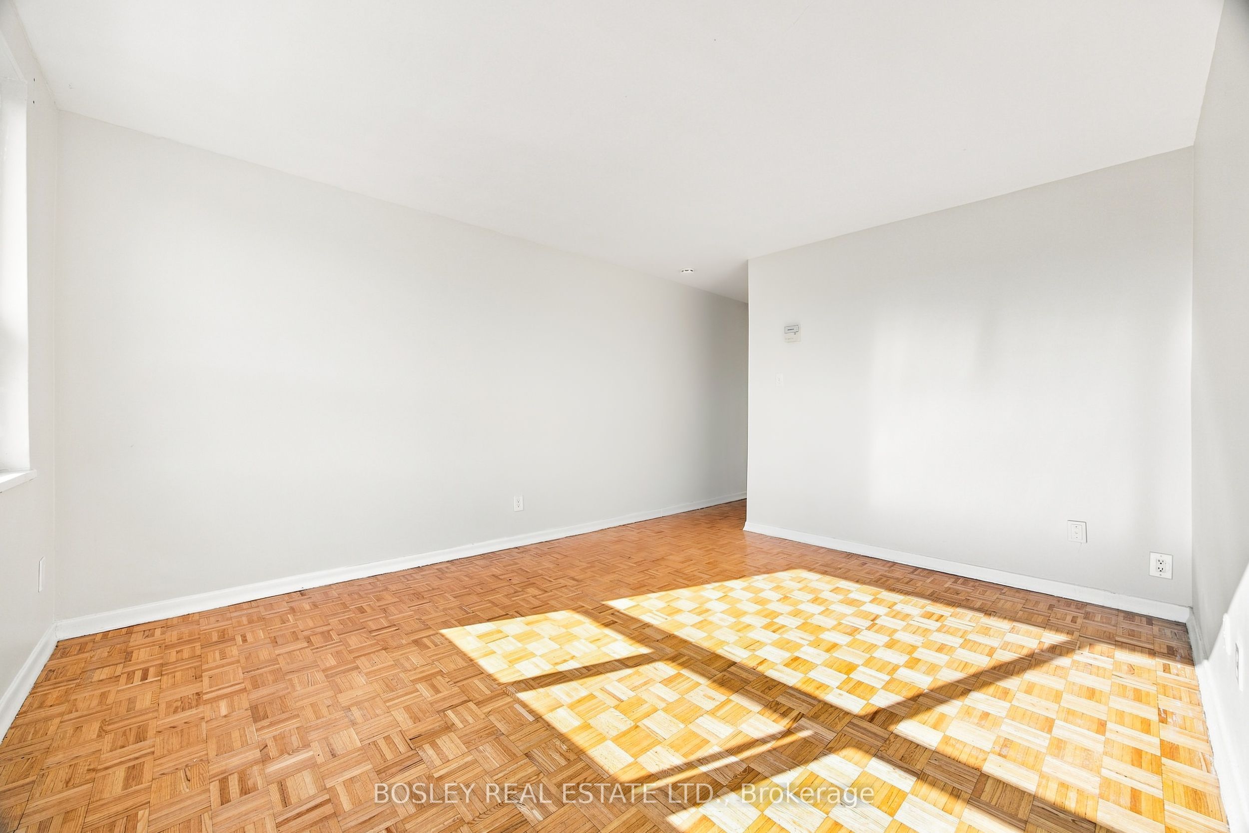 Unit 310 - 85 Lawton Boulevard, Toronto 5