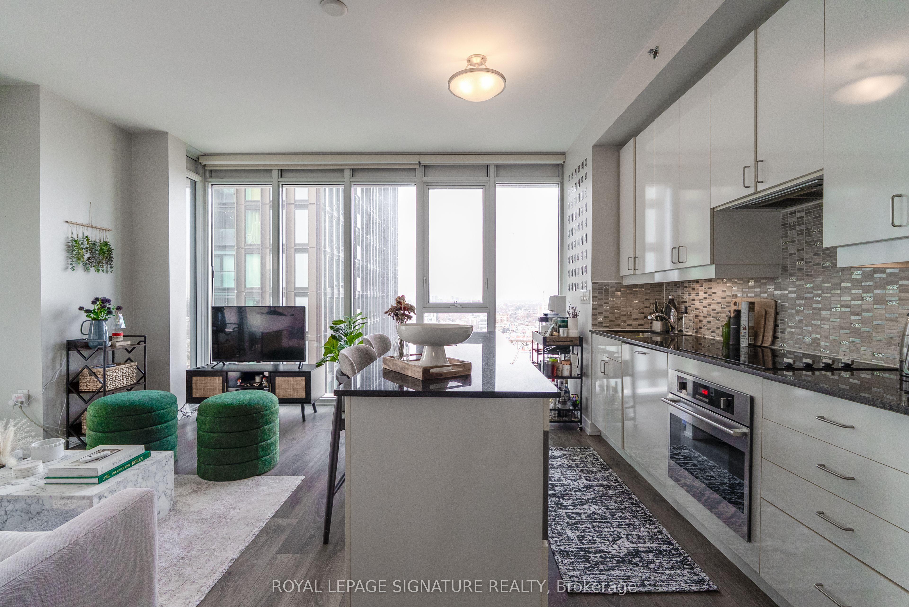 Unit 2503 - 426 University Avenue, Toronto 4