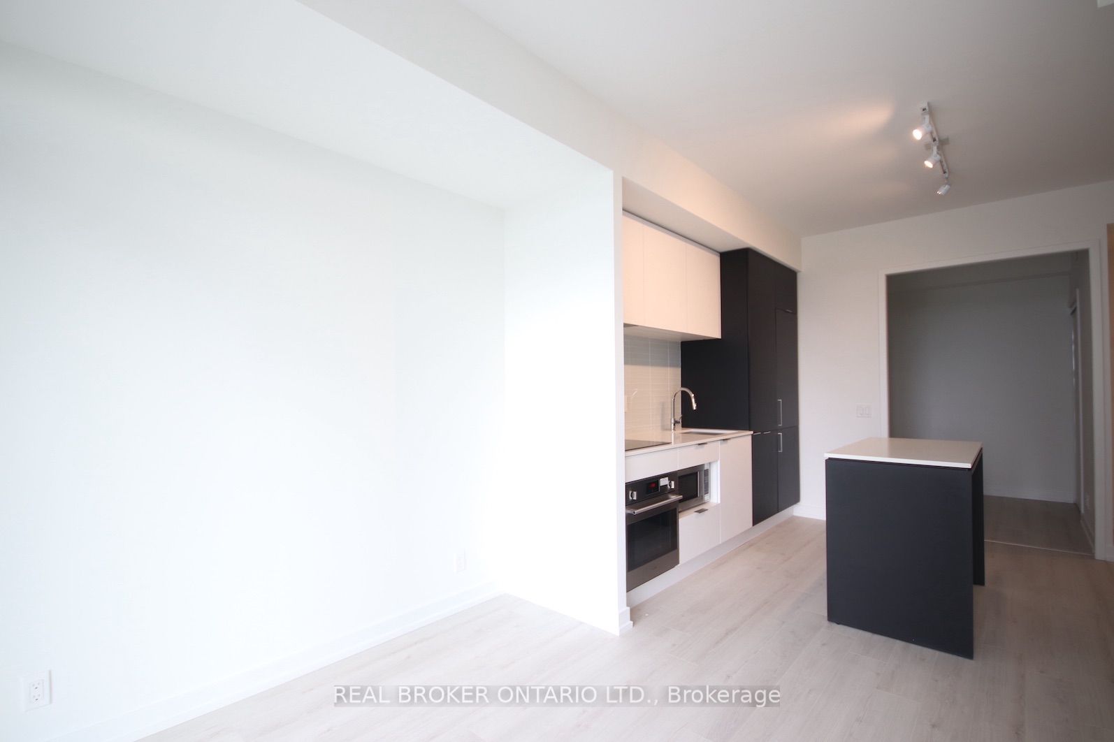 Unit 722 - 33 Helendale Avenue, Toronto 2