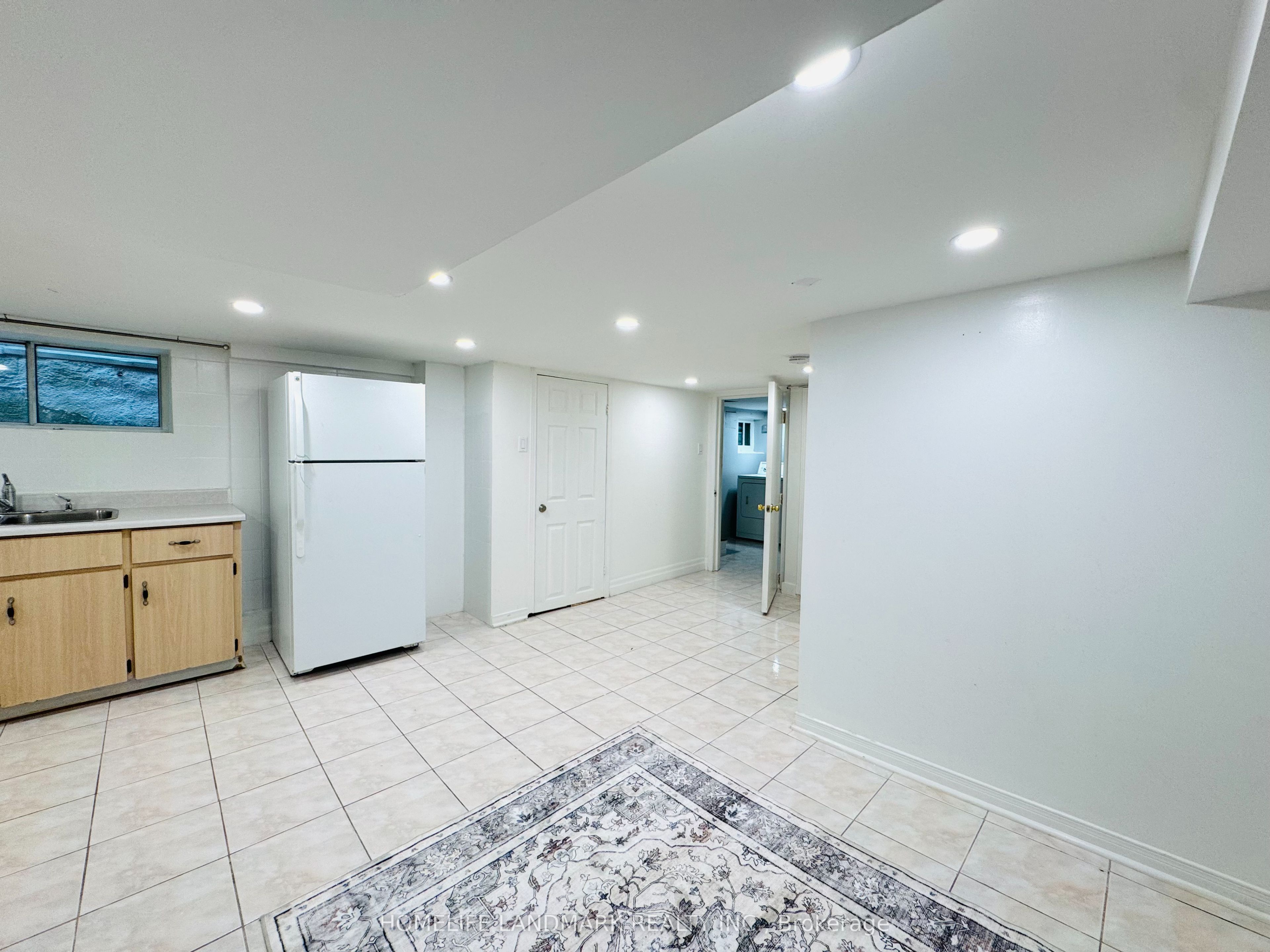 Unit Basement - 149 Euclid Avenue, Toronto 5