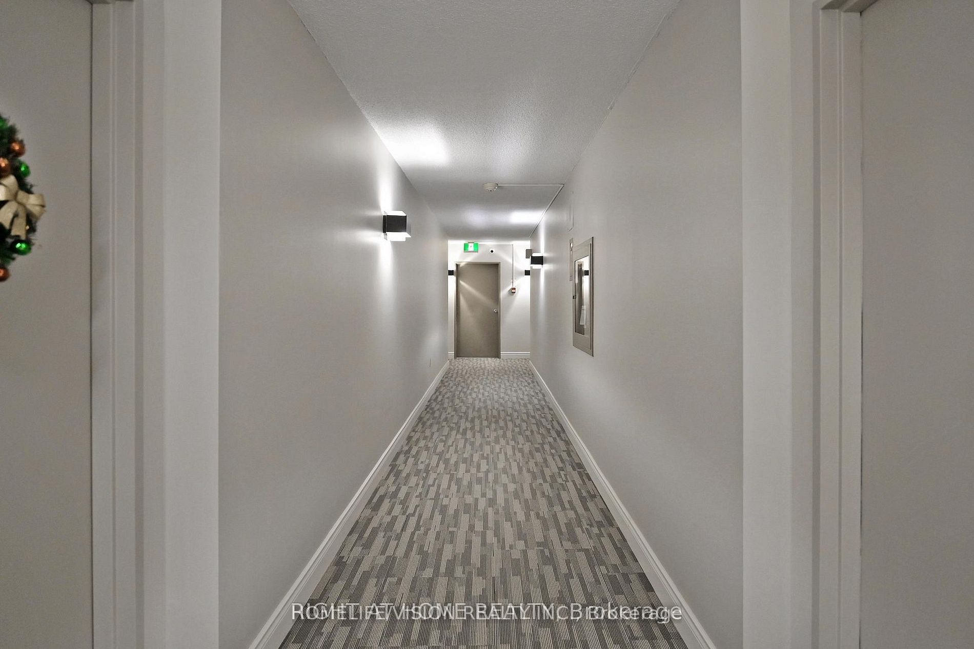Unit 1808 - 1338 York Mills Boulevard, North York 2