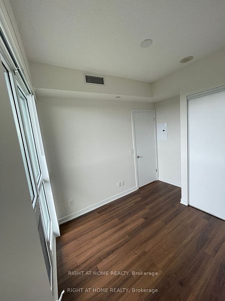Unit 1305 - 60 Berwick Avenue, Toronto 4