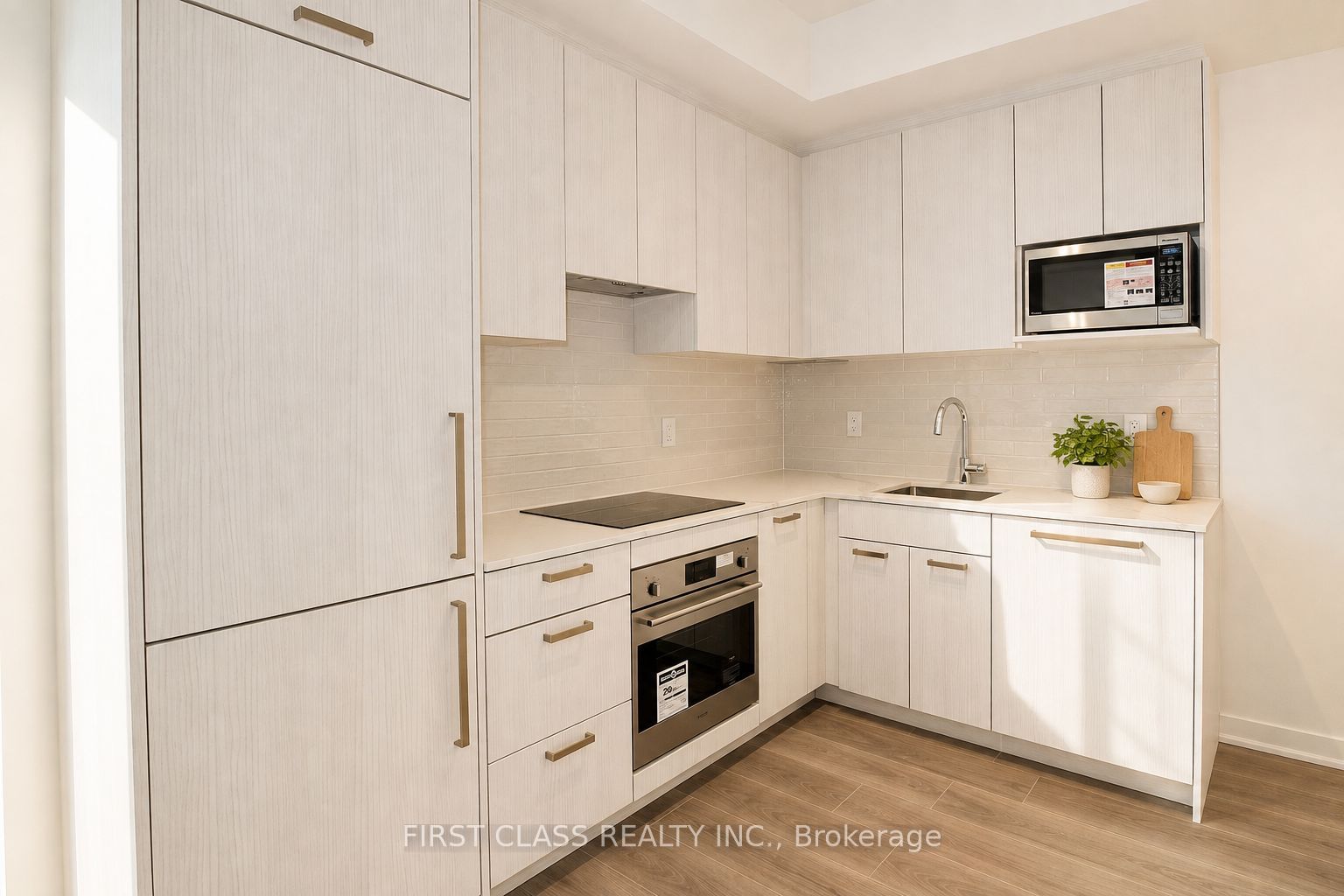 Unit 131 - 69 Curlew Drive, North York 2