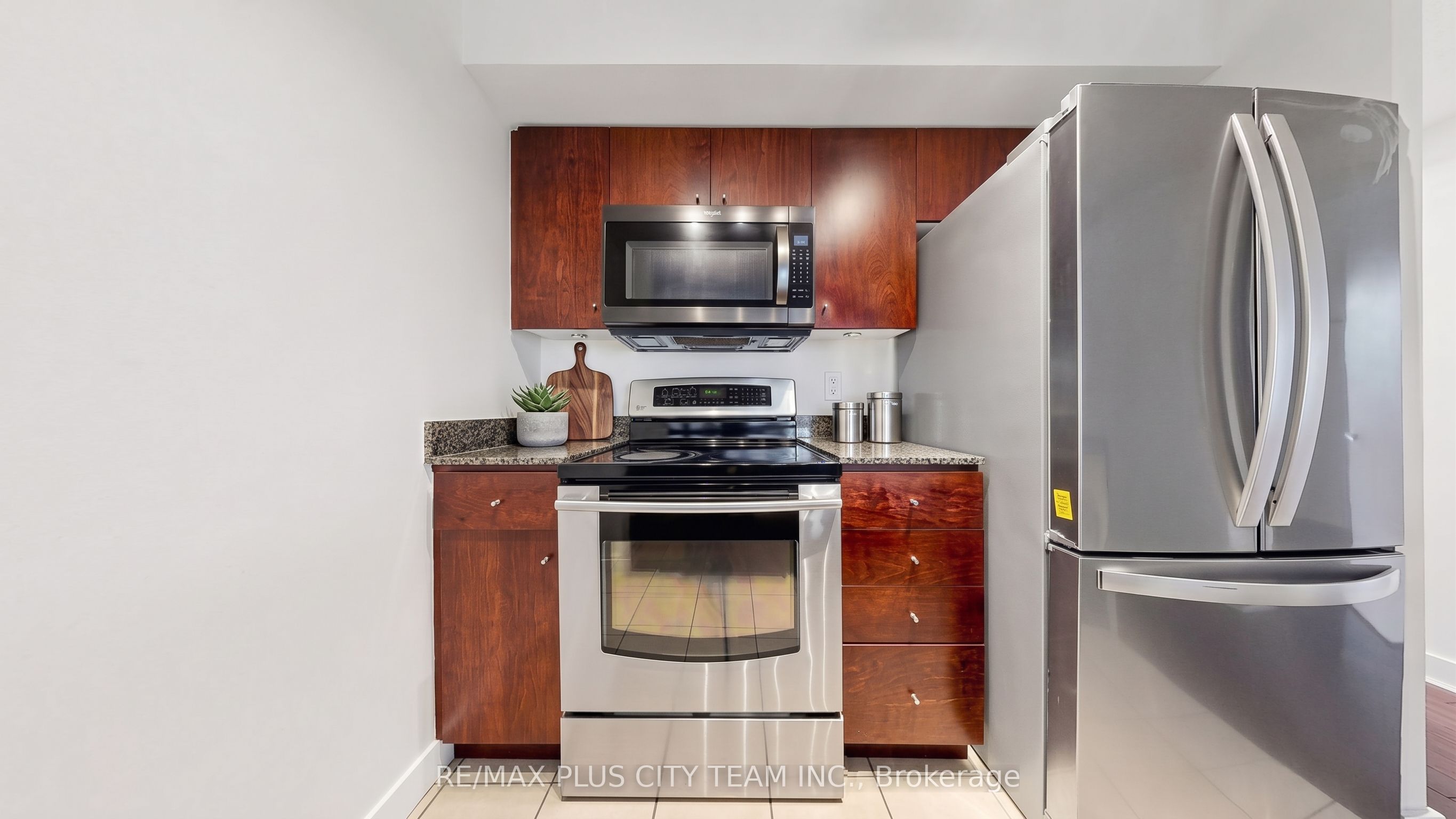 Unit 3011 - 381 Front Street W, Toronto 5