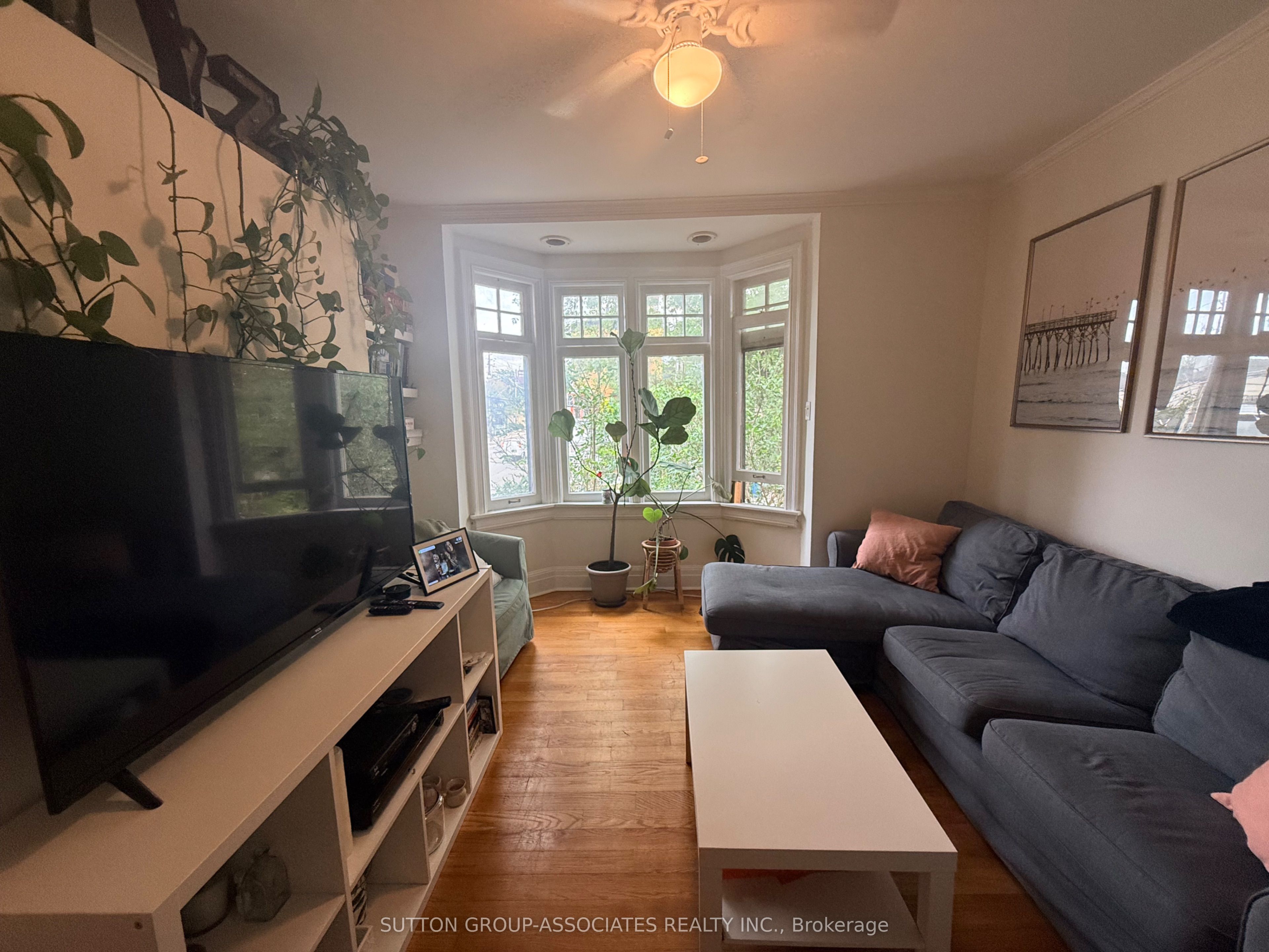 Unit Upper - 184 Madison Avenue, Toronto 5