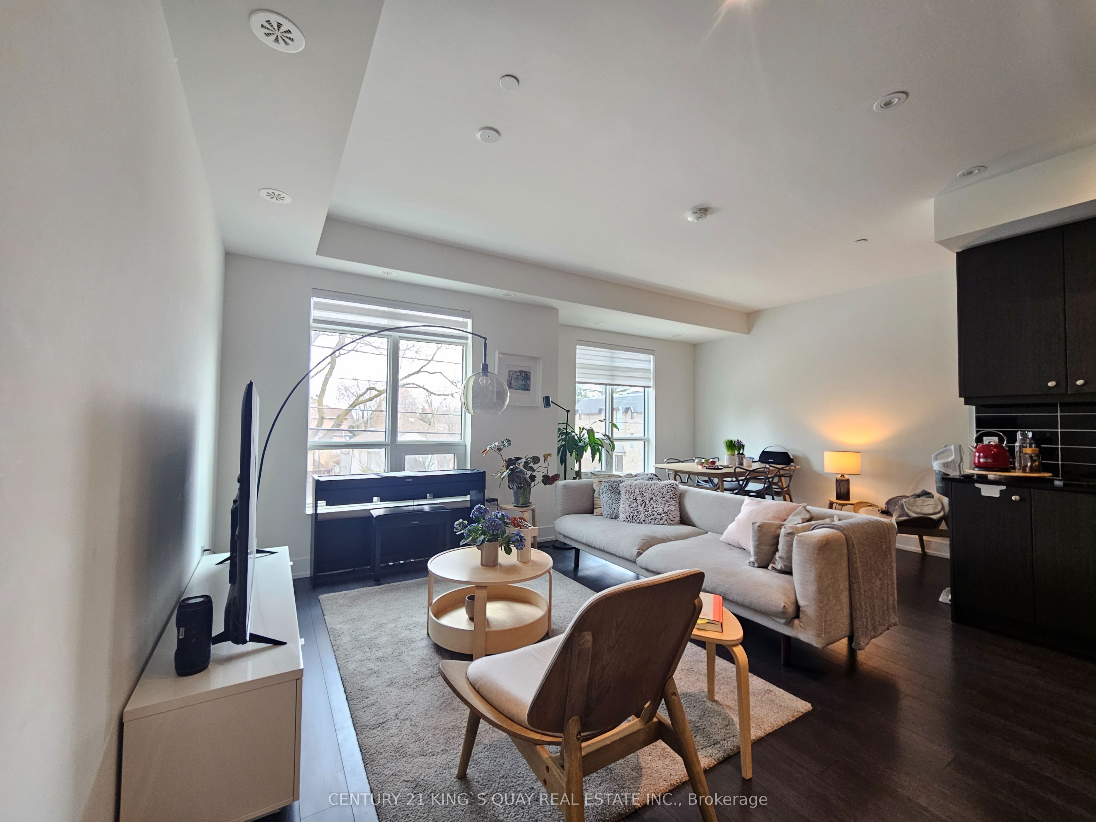 Unit 16 - 52 Holmes Avenue, North York 4