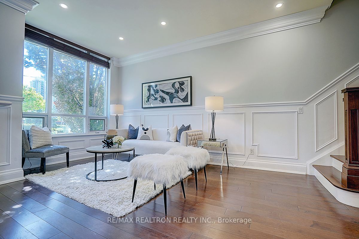 274 Duplex Avenue, North York 5